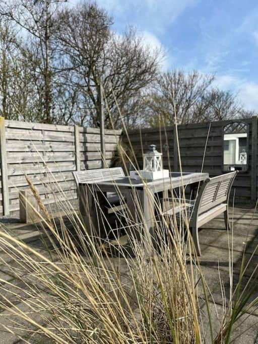 Chalet + Tiny House Nabij Strand Petten Kültér fotó